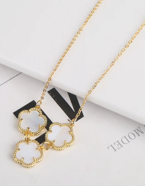 Load image into Gallery viewer, 2PC Plant Plum Blossom Zircon Five Leaf Petal Flower Necklace Bracelet Jewelry Set Luxury Beimu Women&#39;S Temperament Gift
